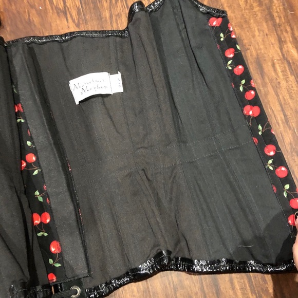 Marvelous Mayhem Cherry Corset - Picture 6 of 6